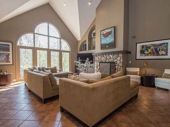 4th image of 17431 Hawksview Ln