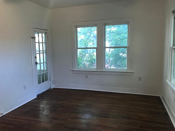 5th image of 816 W Lynwood Ave