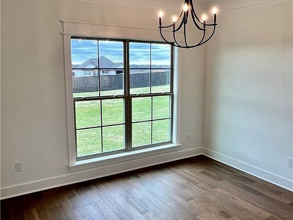 5th image of 11153 Dooley Cir