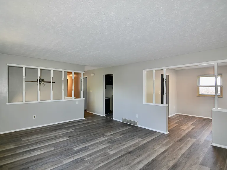 5193 Taylor Lane Ave — Photo 3