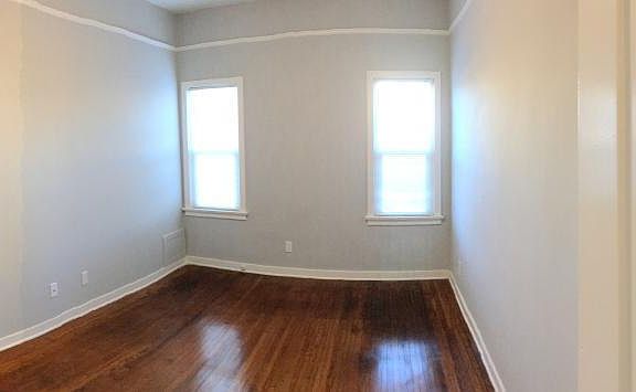 1010 E. Appleton - bathroom
