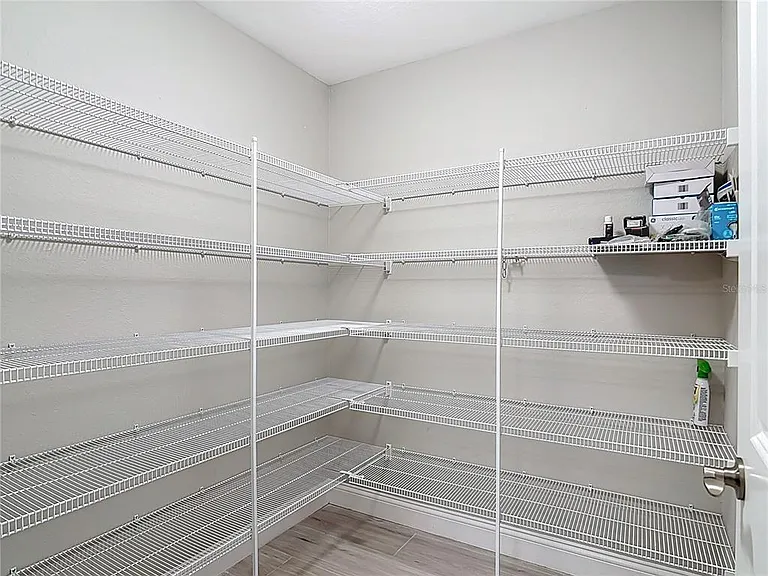 540 Alabama Ave — Photo 50