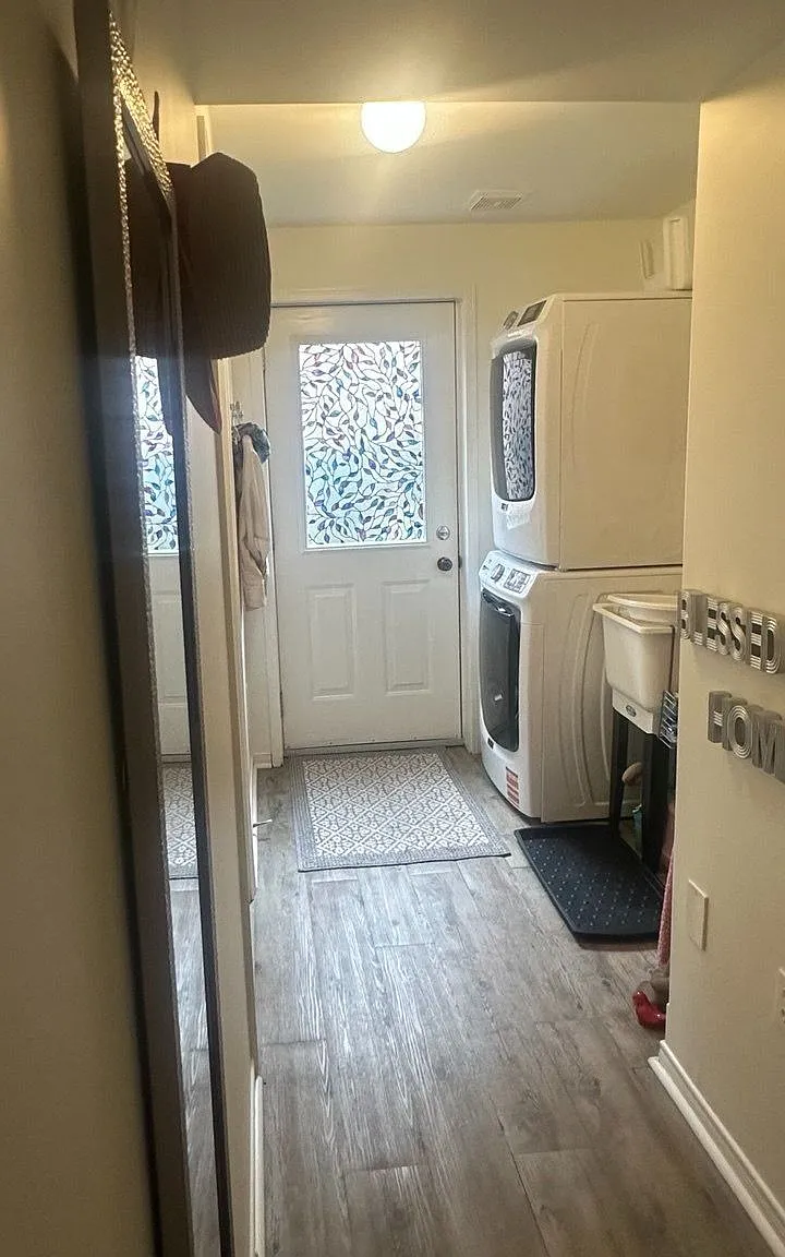 1 bed, $1,590 — Photo 3