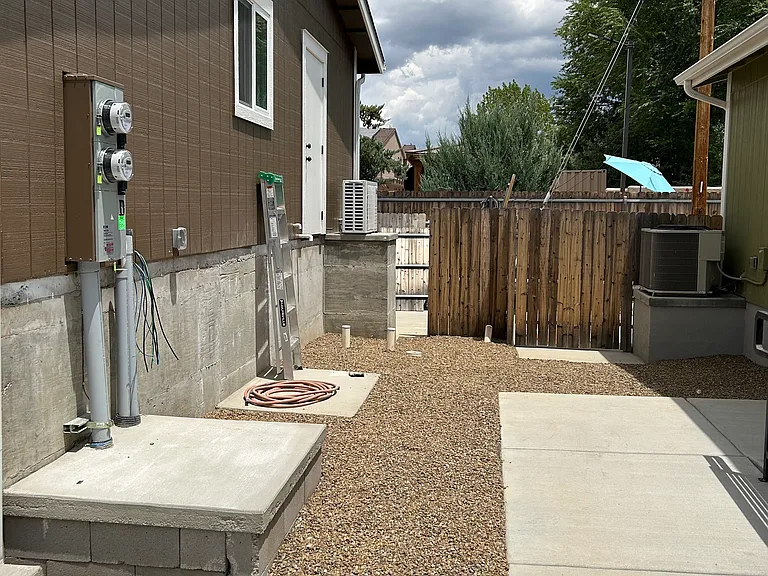 1048 Whipple St #D — Photo 36
