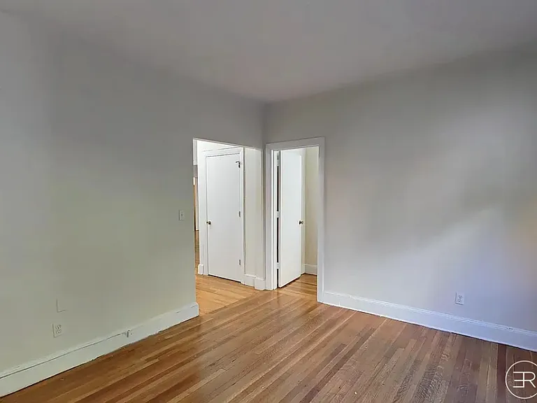 1572 Beacon St #1 — Photo 5