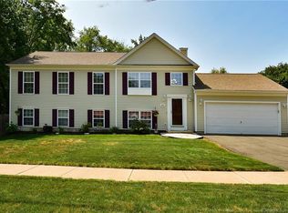 448 Wetherell St, Manchester, CT 06040