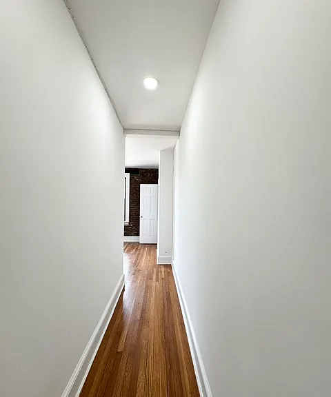 21-14 Crescent St #D6 — Photo 2