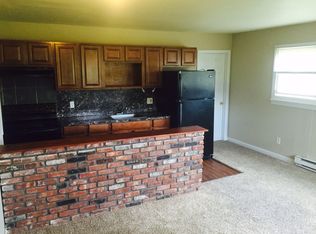 213 Lamplight Dr APT 4, Brodheadsville, PA 18322