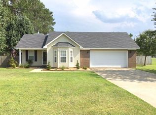 115 Rye Ln, Raeford, NC 28376