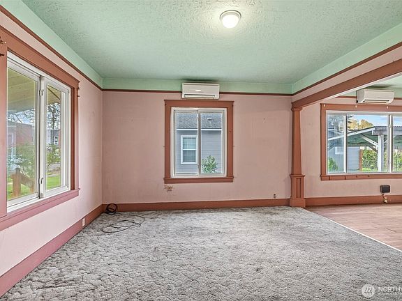 4th image of 1211 S 4th Avenue