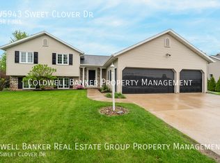 W5943 Sweet Clover Dr, APPLETON, WI 54915