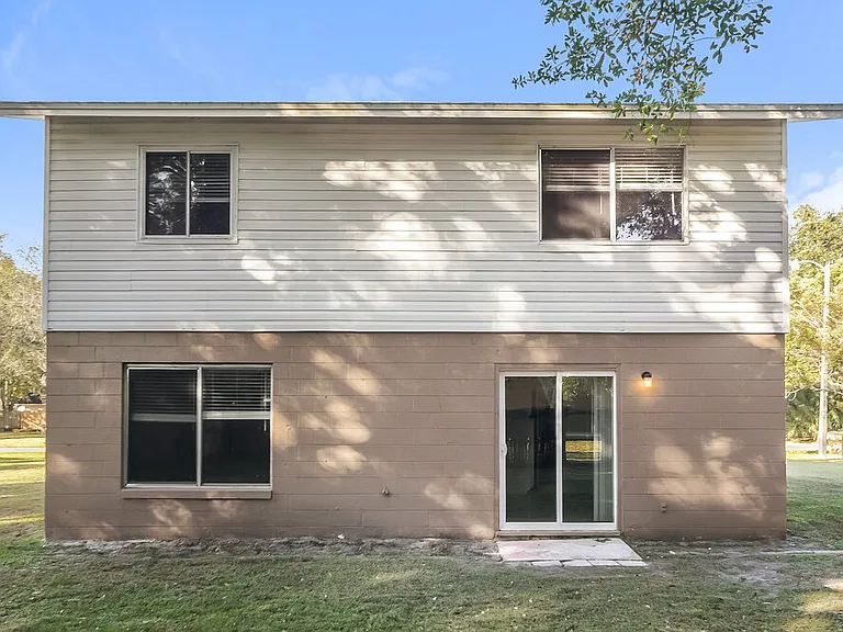 1140 Windway Cir — Photo 17