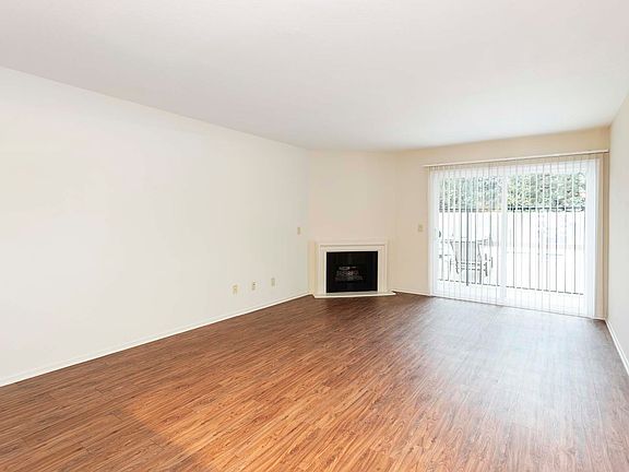 5th image of 4610 Fulton Ave #F-