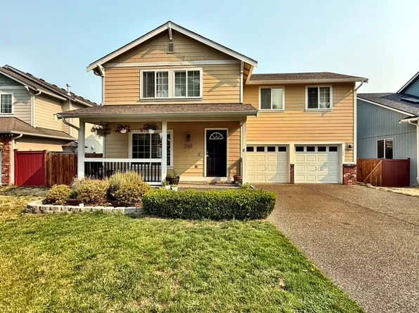 2988 NE Loyola St, Bremerton, WA 98311
