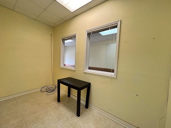 5th image of 743 Shamrock Blvd