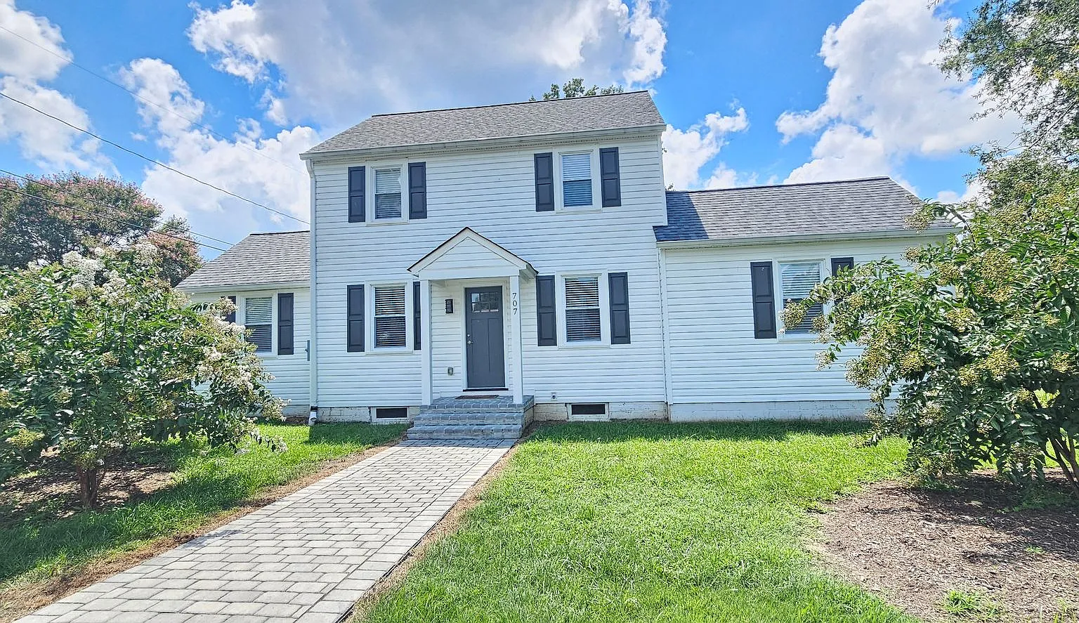 Renovated 4 bedroom 2.5 bathroom in the heart of Tappahannock — Photo 1