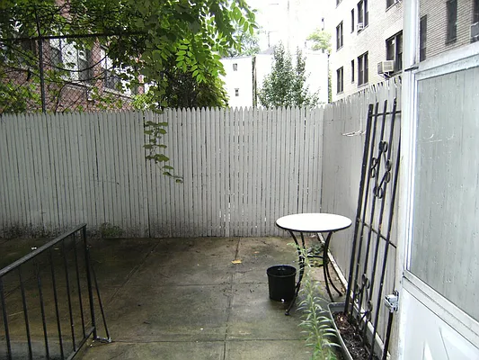 Rented by City Connections Realty | media 49