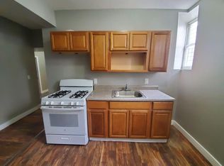 17 Roosevelt Ter #2C, Irvington, NJ 07111