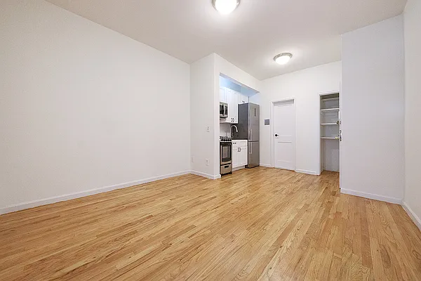 Rented by Copperwood Real Estate | media 7