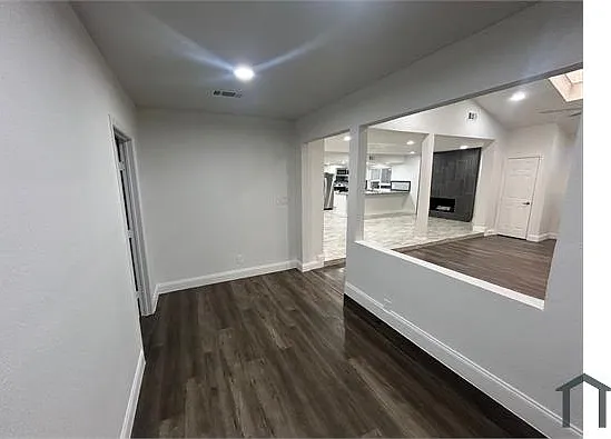 2905 Spring Brook Dr — Photo 6