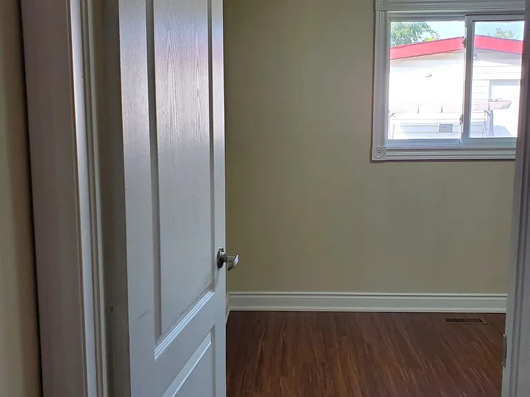7268 Redfox Rd #UPPER — Photo 11