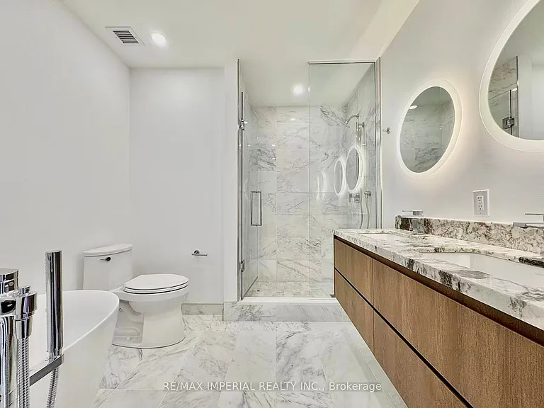 1315 Bay St #1802 — Photo 8