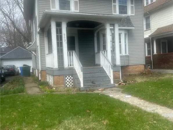 907 Dewey Ave, Rochester, NY 14613