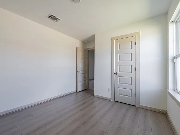 19003 Derrington Manor Ln — Photo 19
