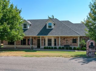 3711 Heatherwood Ln, Sherman, TX 75090