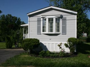 79 Greenlawn Dr, Danbury, CT 06810