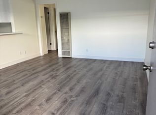 1382 Loma Ave APT 3, Long Beach, CA 90804