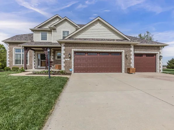 5 Fletcher Ct, Savoy, IL 61874