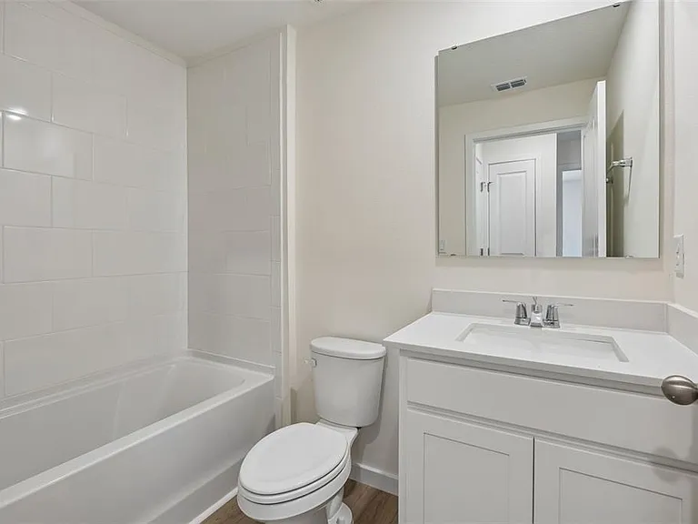 16570 Barbours Creek Way — Photo 16