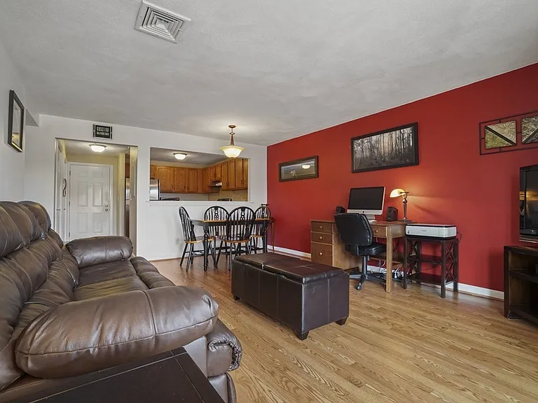24 South St #22 — Photo 7