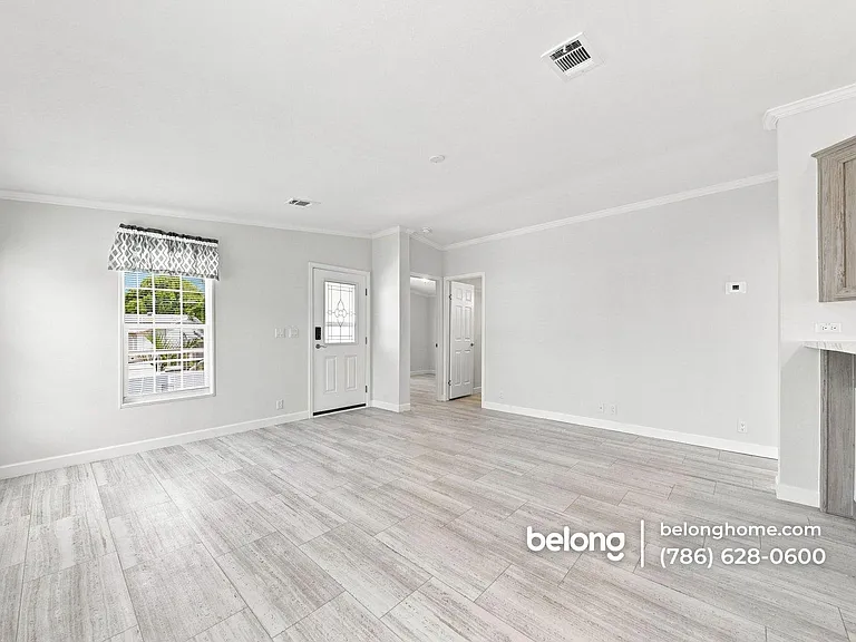 5211 SW 34th St — Photo 21