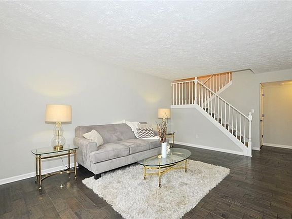 5th image of 6028 Winged Foot Ct