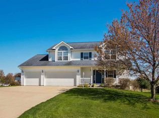 3116 Anita Cir NE, Iowa City, IA 52240