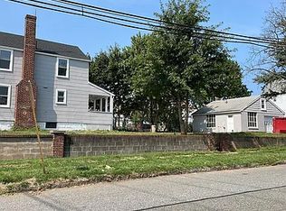 402 N Park Ave, Linden, NJ 07036