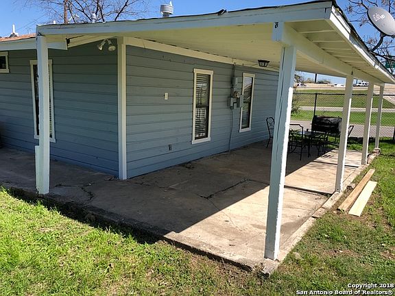 5th image of 1502 Edison Dr