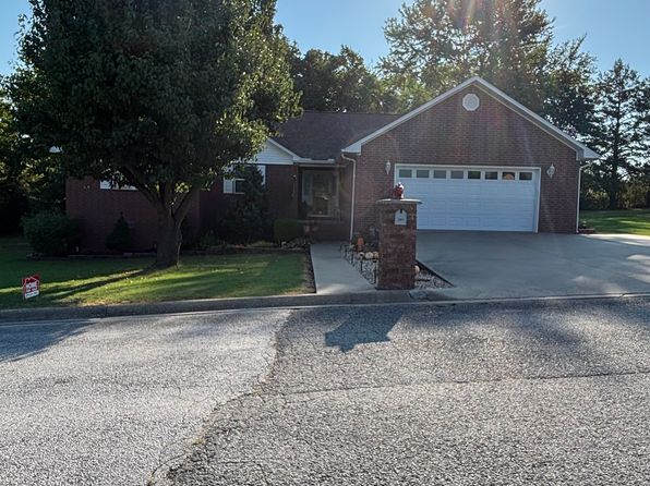 707 Rebecca St