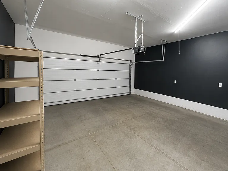 9401 Yellowshale St — Photo 38