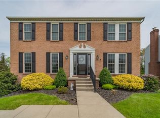 605 Macassar Dr, Pittsburgh, PA