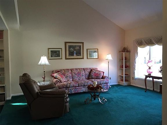 4th image of 4113 Vassar Dr