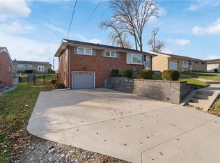 2608 Helen Pl NW, Canton, OH 44708