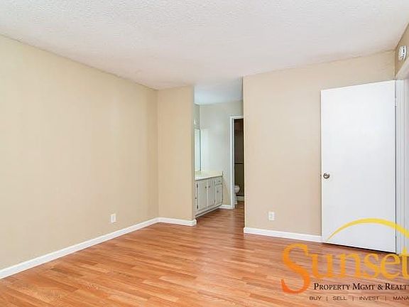 5th image of 1672 Emerald St APT 9