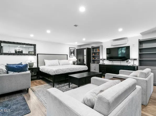 20504 Hamlin St #Adu, Winnetka, CA 91306