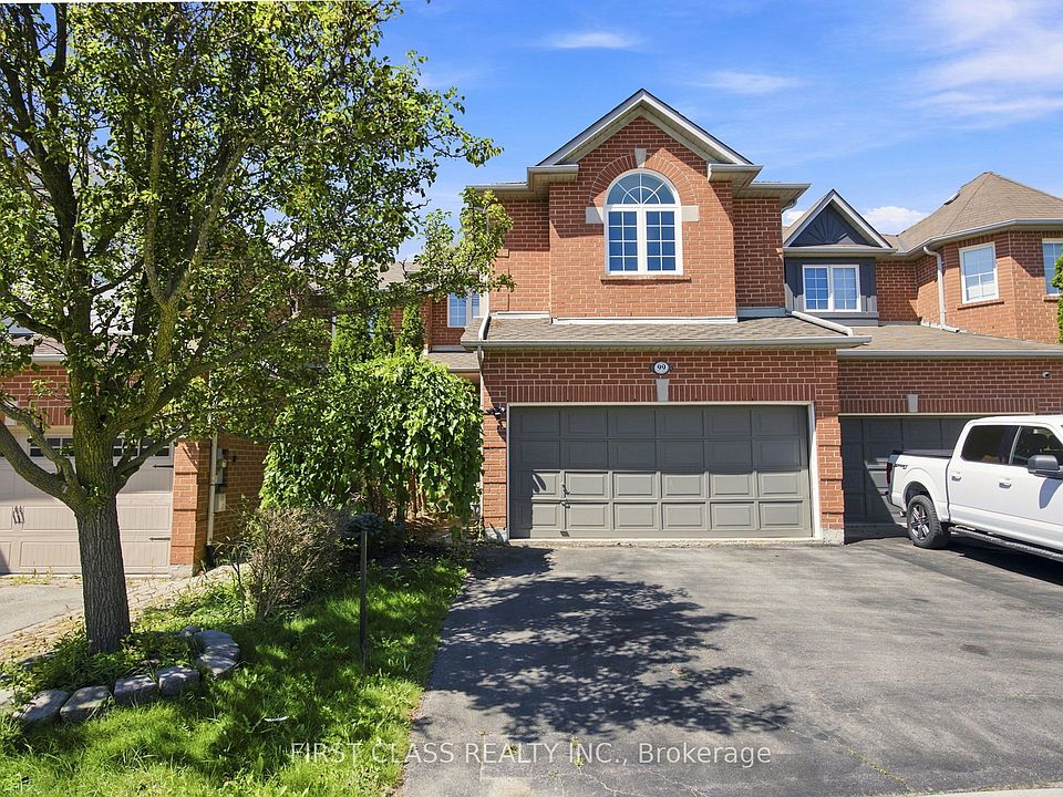 1st image of 99 Nottingham Dr