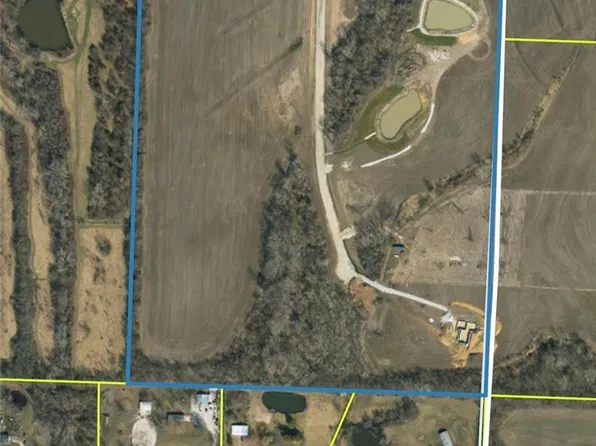 2A Meadow Ln, Raymore, MO 64083