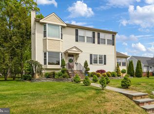 113 Grant Ave, Moorestown, NJ 08057