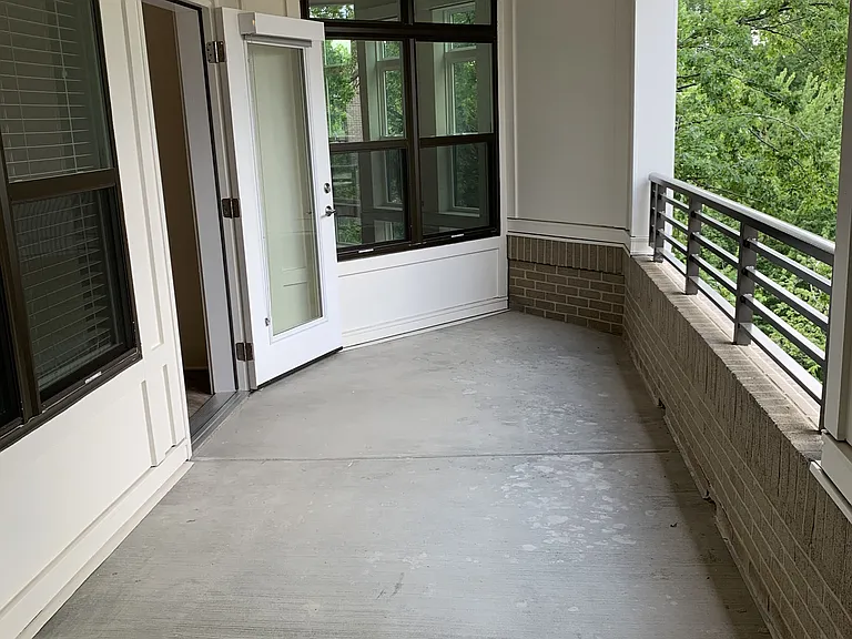 The Edge — Photo 110